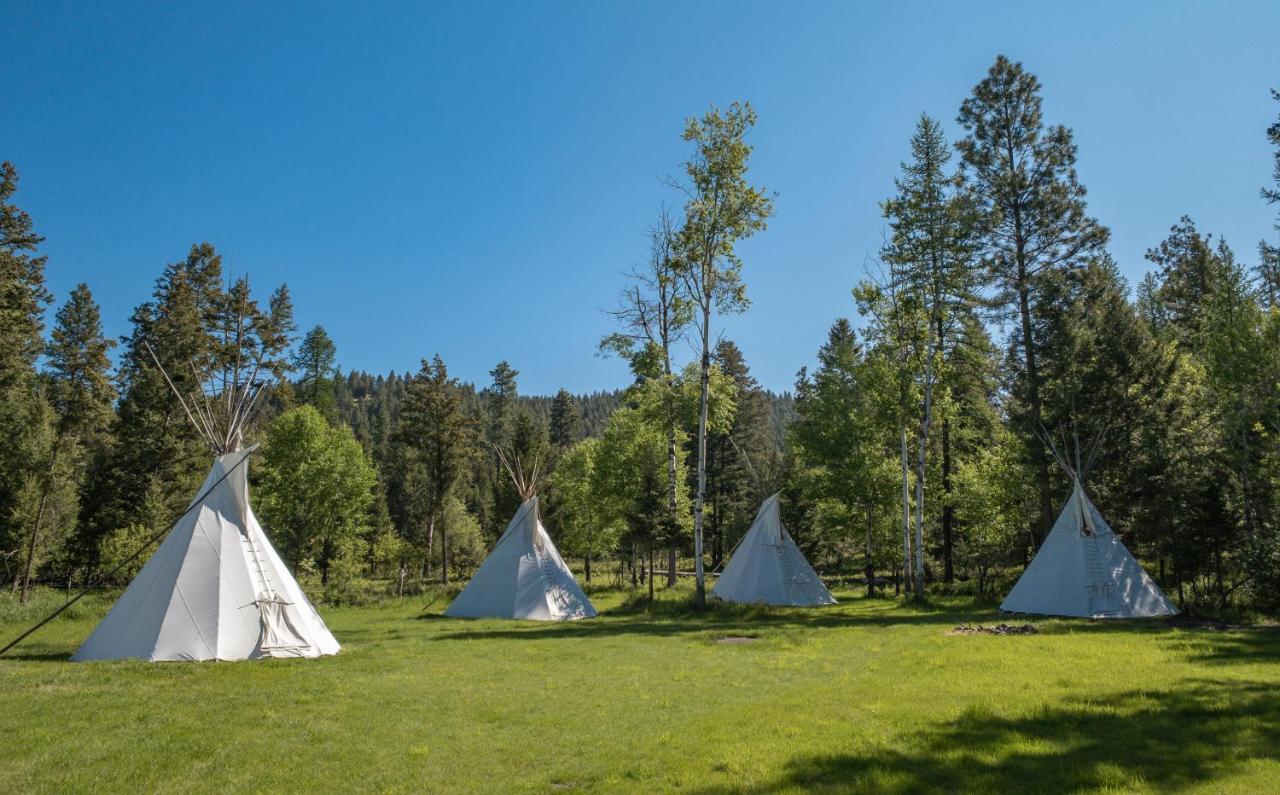 Lonesome Dove Ranch Bed & Breakfast Kalispell Exterior photo